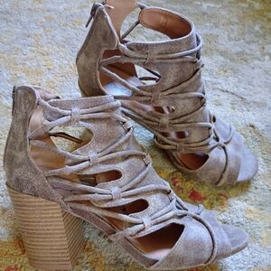 Qupid Heeled Sandals